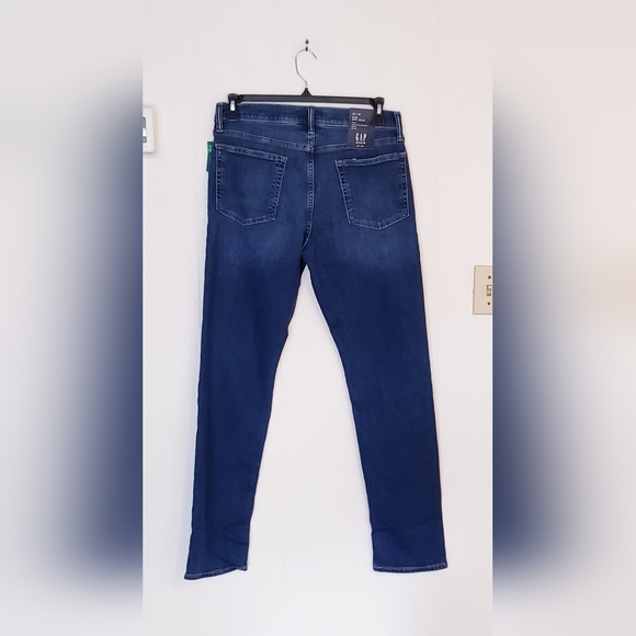 Gap Slim Soft Wear Jeans - Picture 3 of 7